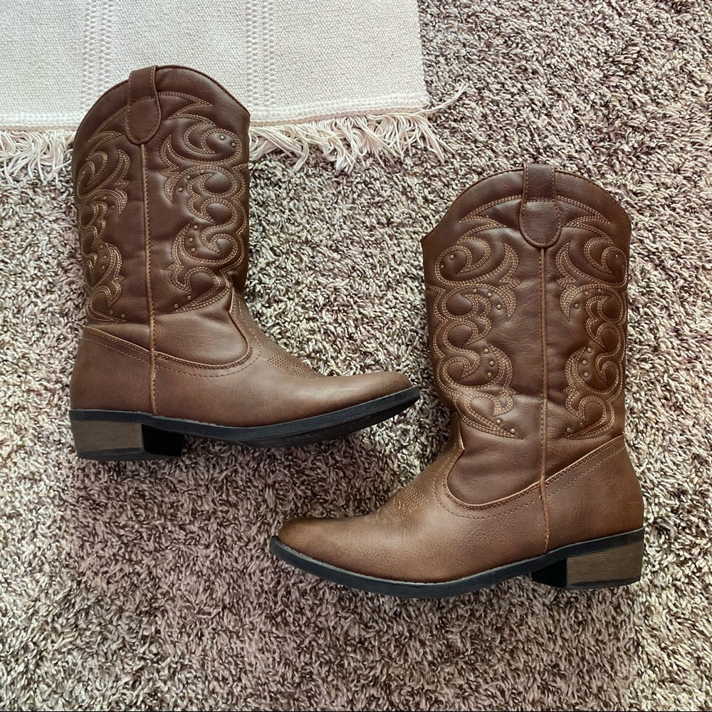 Youth Cowboy Boots!!
